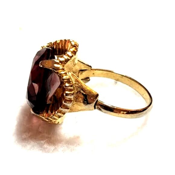Womens Purple Faceted Glass Statement Cocktail Ring Goldtone Adjustable Band Sz - Picture 5 of 7